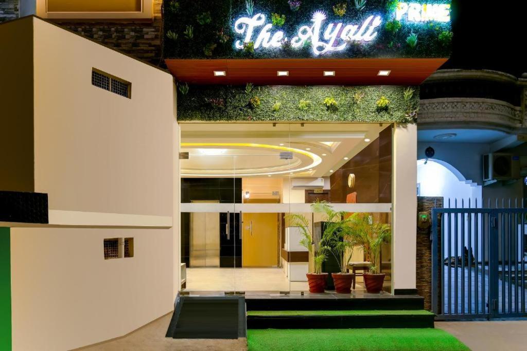 Hotel Laxmi Heights Rishikesh Exterior photo